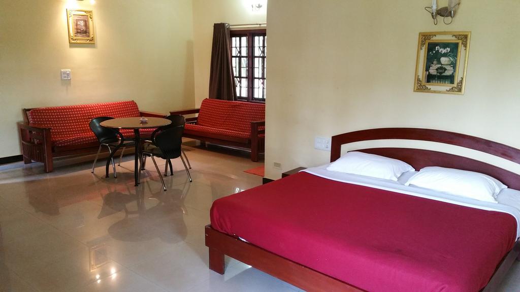 River View Guest House - Kavitha Residency 망갈로르 외부 사진